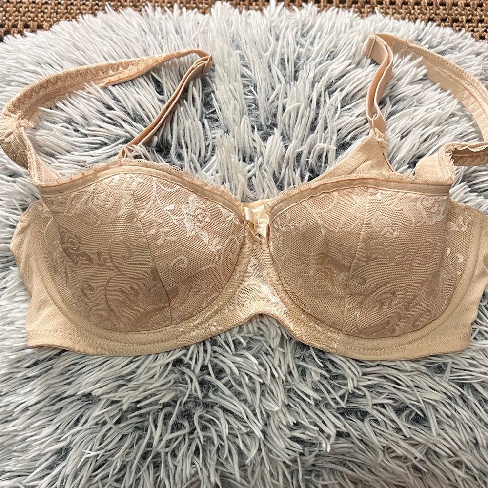 Lace Underwire Bra - Tan